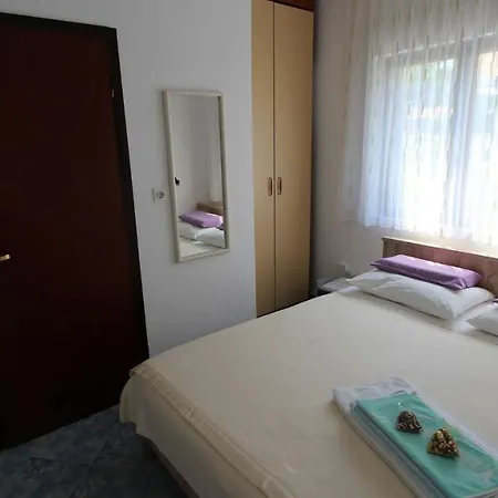 Apartment In Vantacici/insel Krk 14419 Vantacici